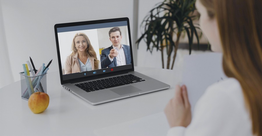 الاجتماعات الافتراضيه مع في كونكت