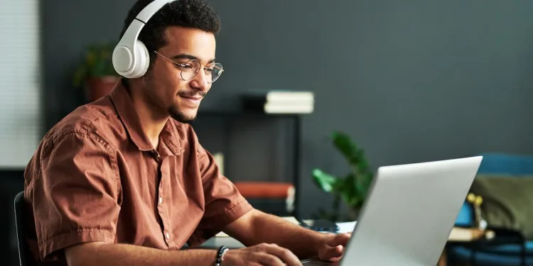 التوظيف الافتراضي مع في كونكت مييت